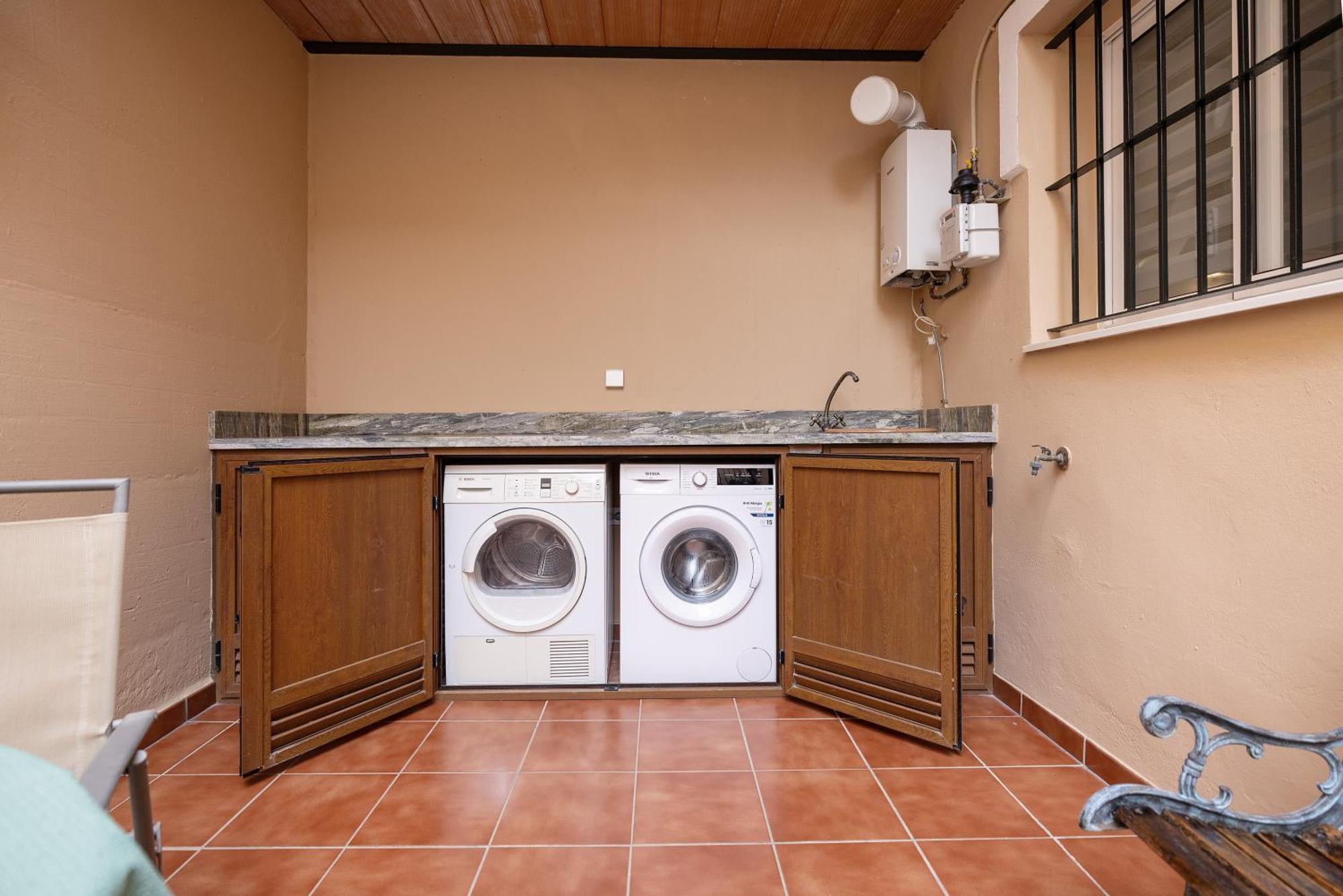 Los Carmenes Algeciras Exteriör bild
